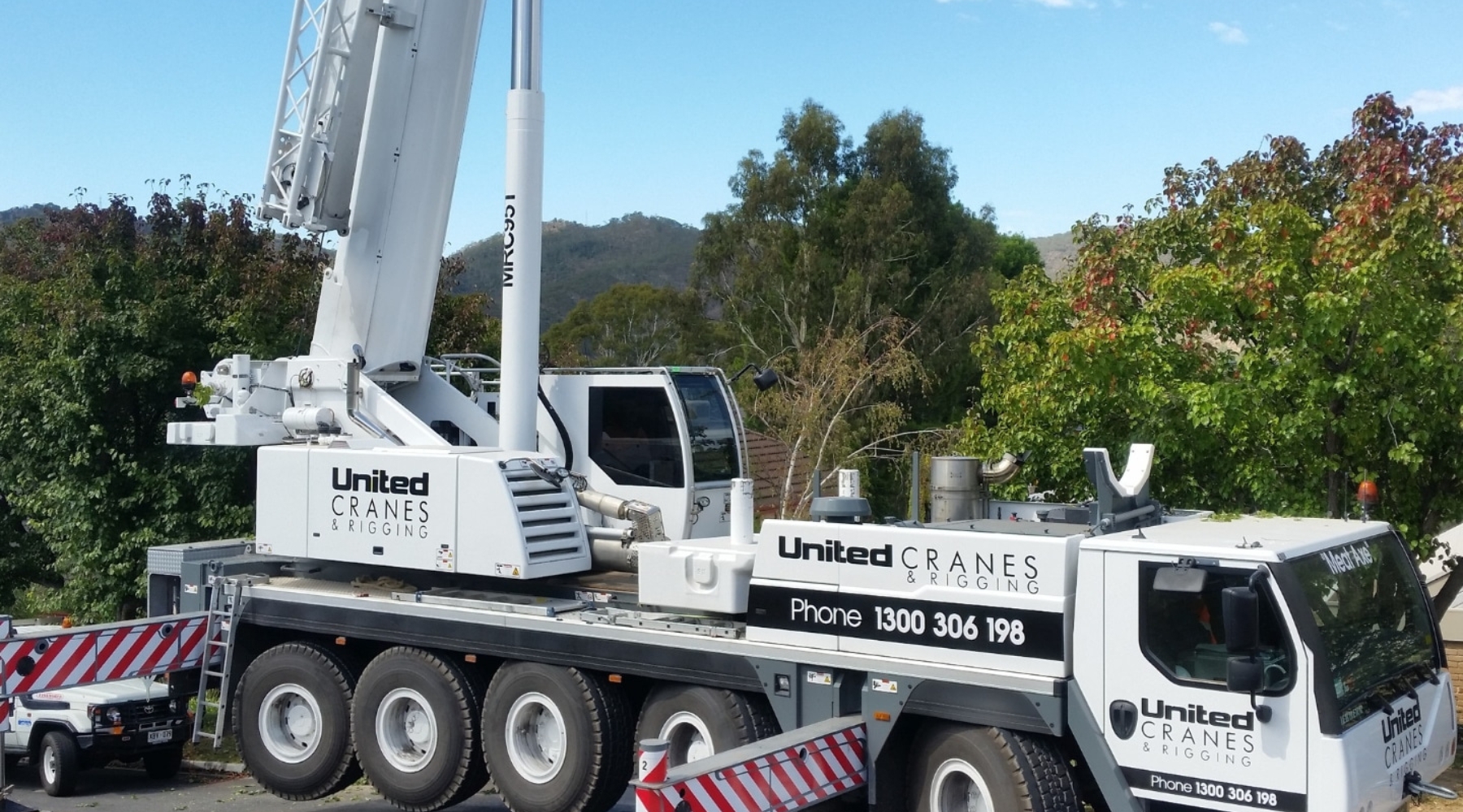 Crane Truck Hire